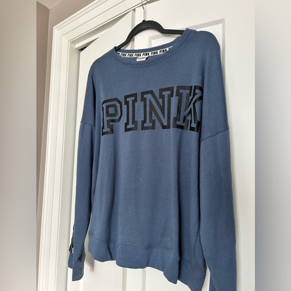 VS PINK dark blue long sleeve - Picture 1 of 3